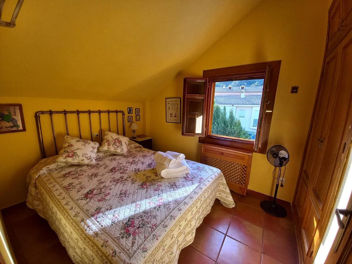 El Refugio De Goriz Villa La Iruela Bagian luar foto