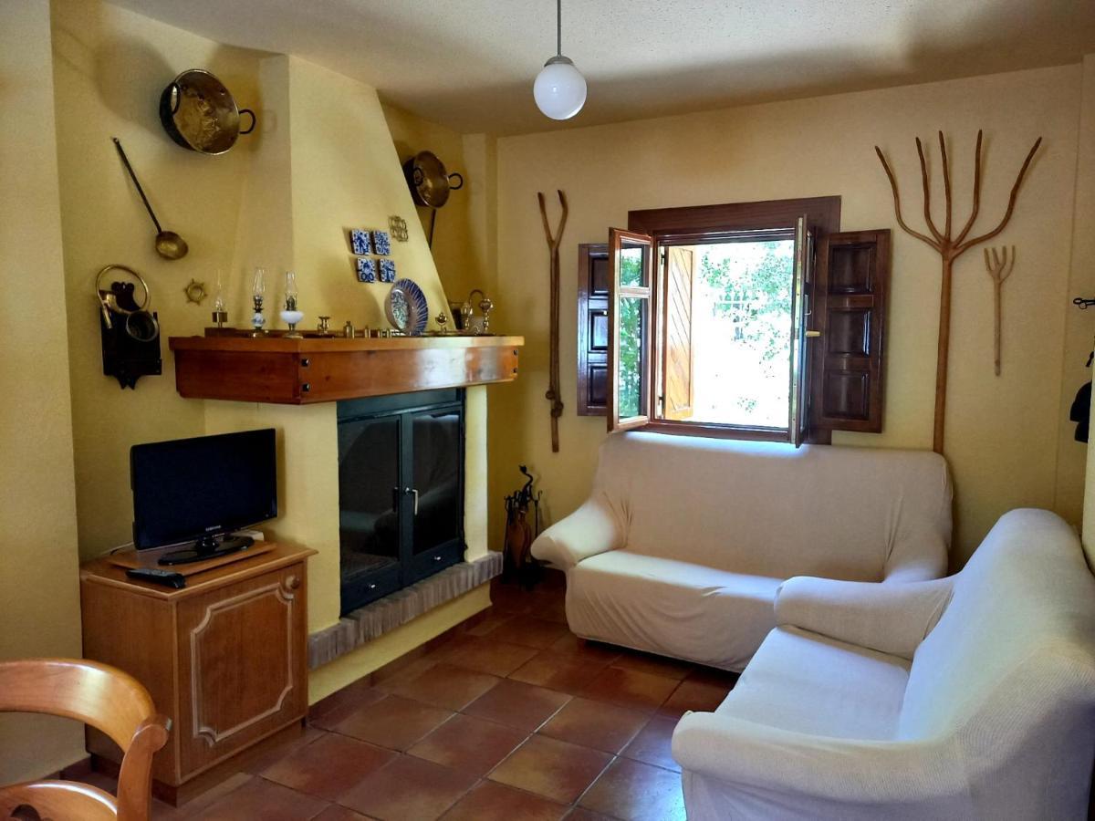 El Refugio De Goriz Villa La Iruela Bagian luar foto