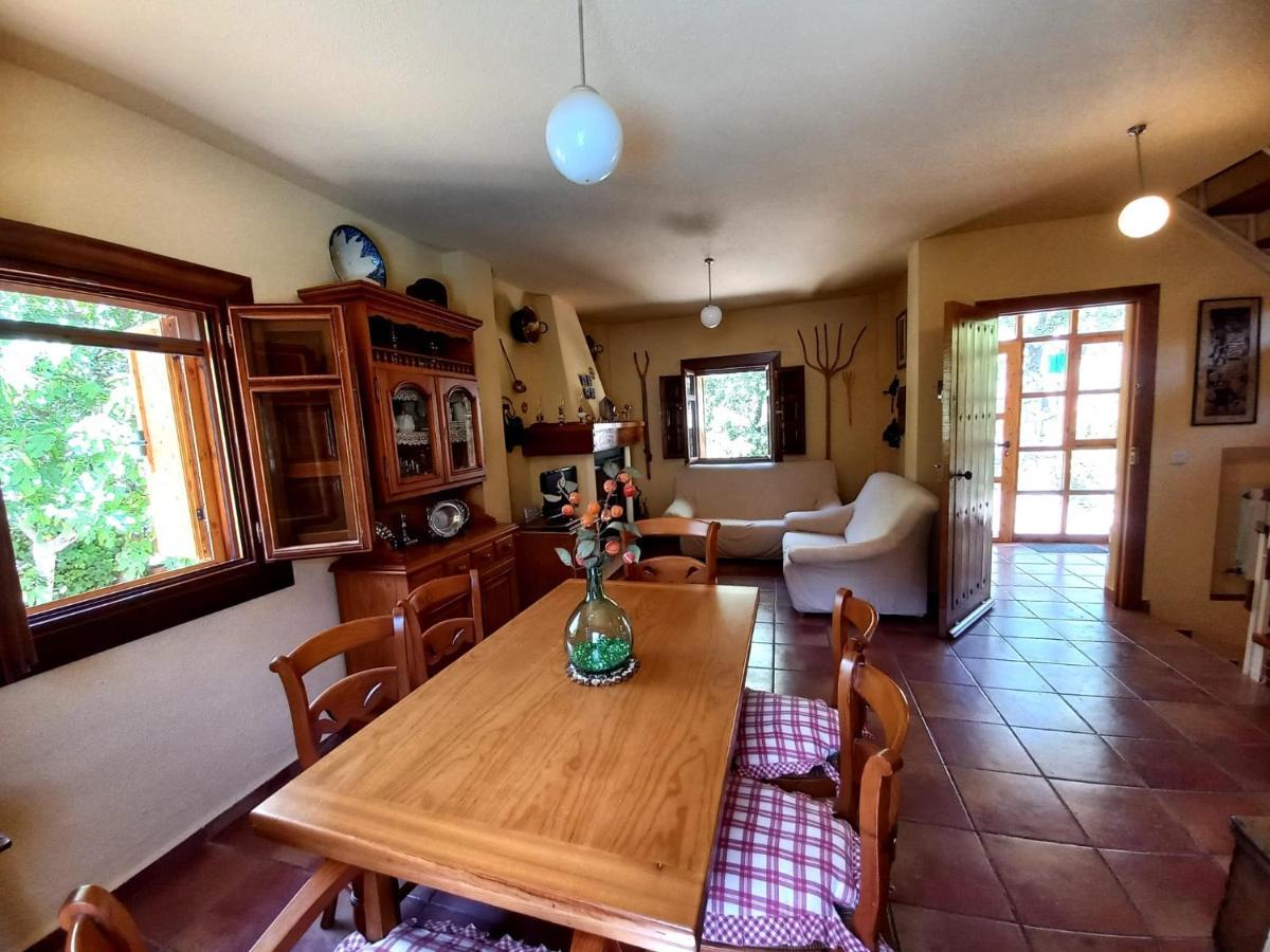 El Refugio De Goriz Villa La Iruela Bagian luar foto