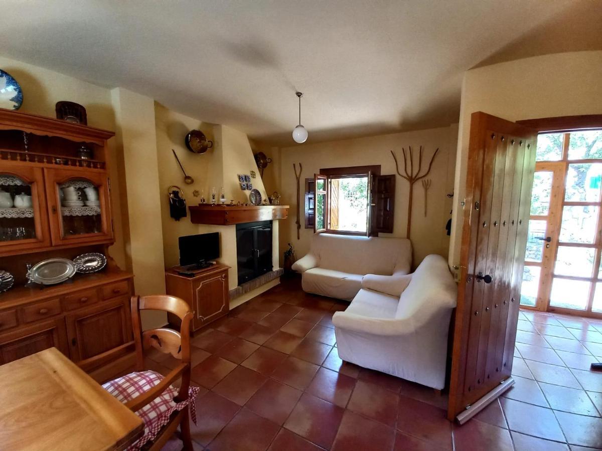 El Refugio De Goriz Villa La Iruela Bagian luar foto
